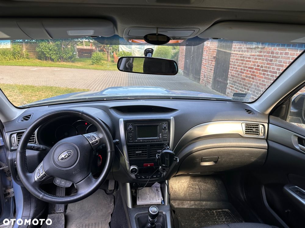 Subaru Forester 2.0D Exclusive - 11