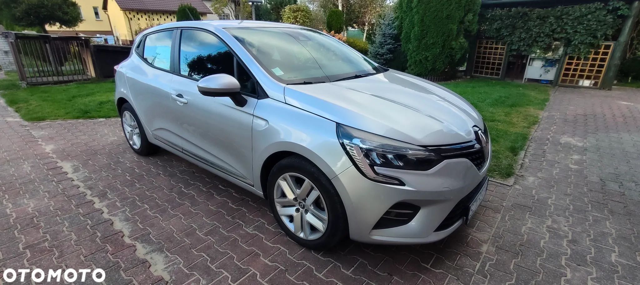 Renault Clio - 1