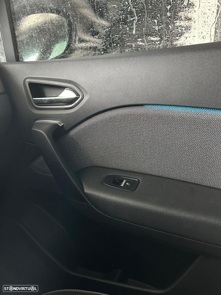 Renault Captur 1.0 TCe Techno Bi-Fuel - 4