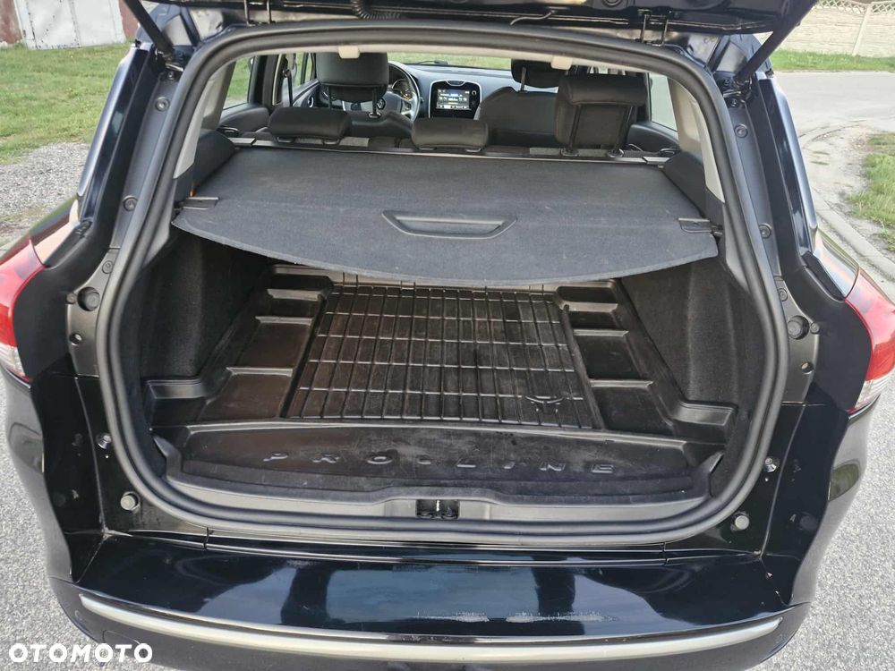 Renault Clio - 9