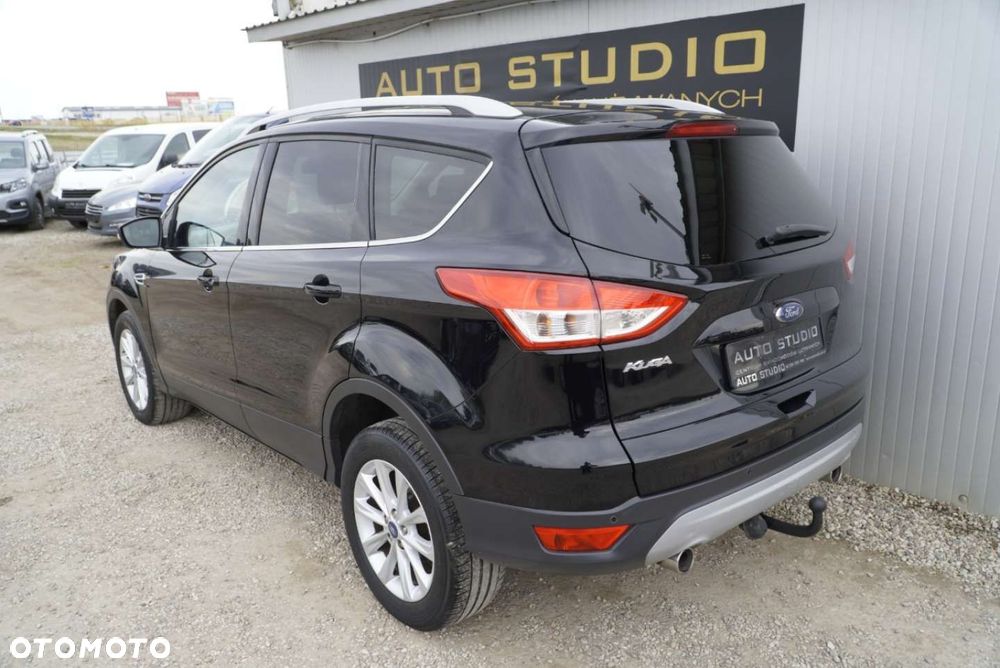Ford Kuga 2.0 TDCi 2x4 Titanium - 34