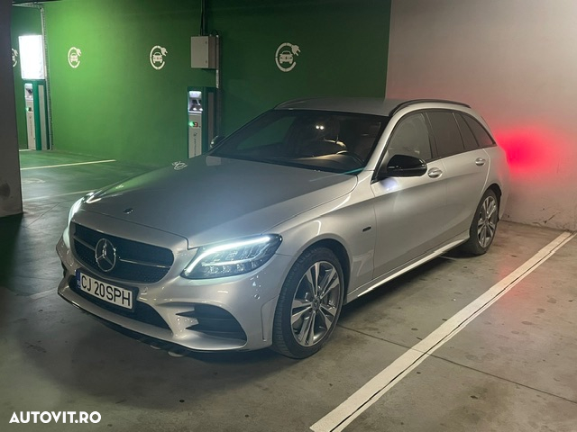 Mercedes-Benz C 300 e 9G-TRONIC AMG Line - 10