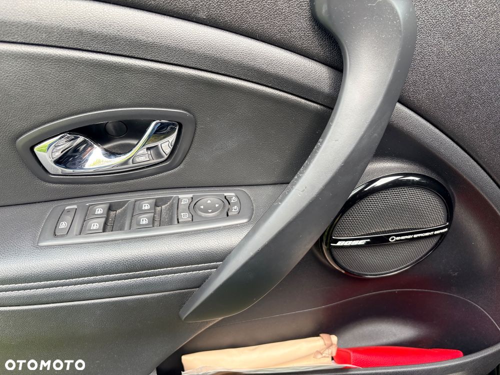 Renault Megane 1.2 16V TCe Energy Bose - 8