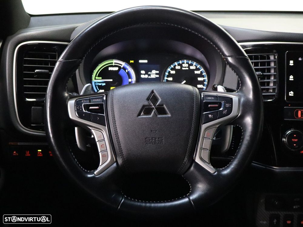 Mitsubishi Outlander 2.4 Instyle - 11