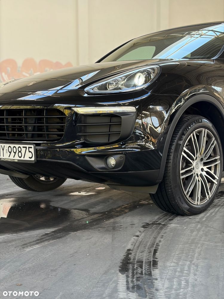 Porsche Cayenne Standard - 25