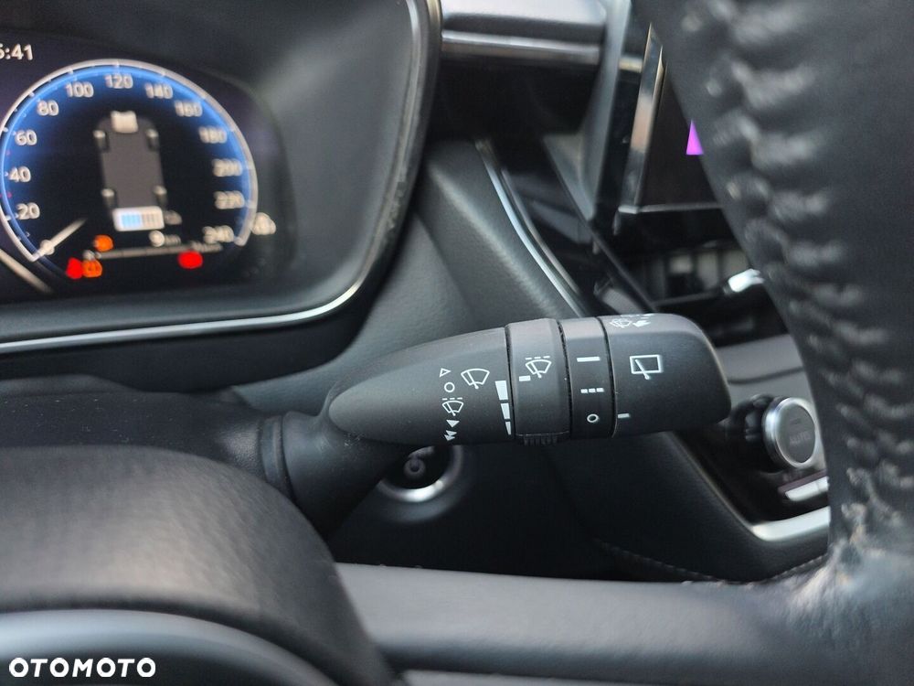 Toyota Corolla 1.8 Hybrid Comfort - 19