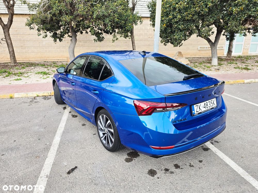 Skoda Octavia 2.0 TSI 4x4 Sportline DSG - 2