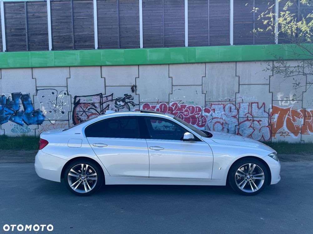 BMW Seria 3 330e iPerformance Luxury Line - 3