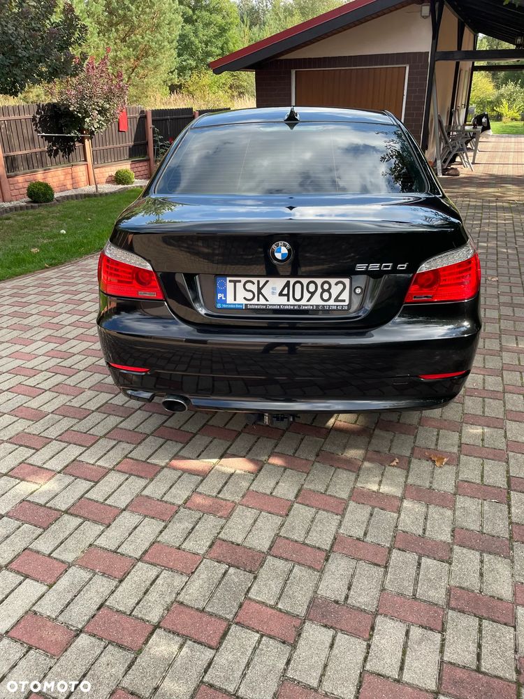 BMW Seria 5 520d - 4