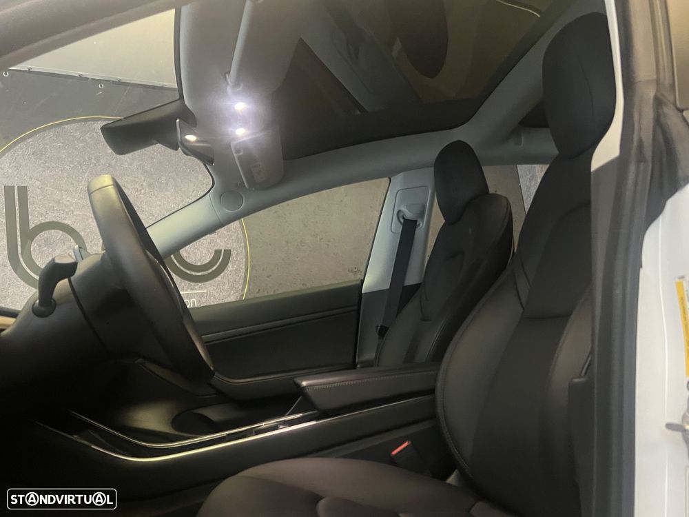 Tesla Model 3 Standard Range Plus RWD - 11