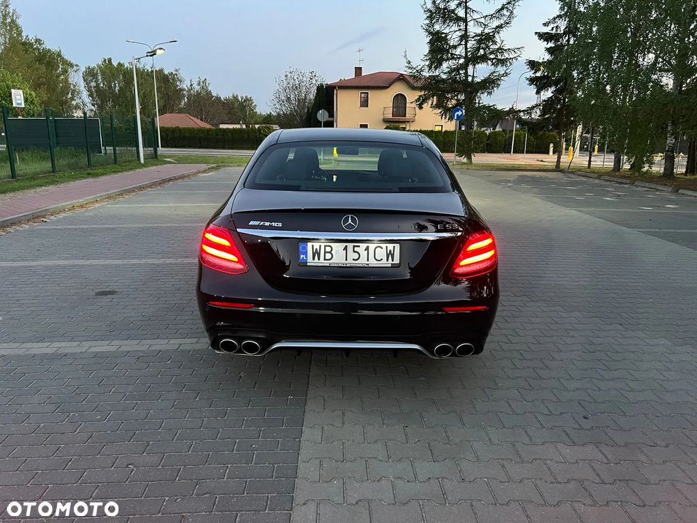 Mercedes-Benz Klasa E - 6