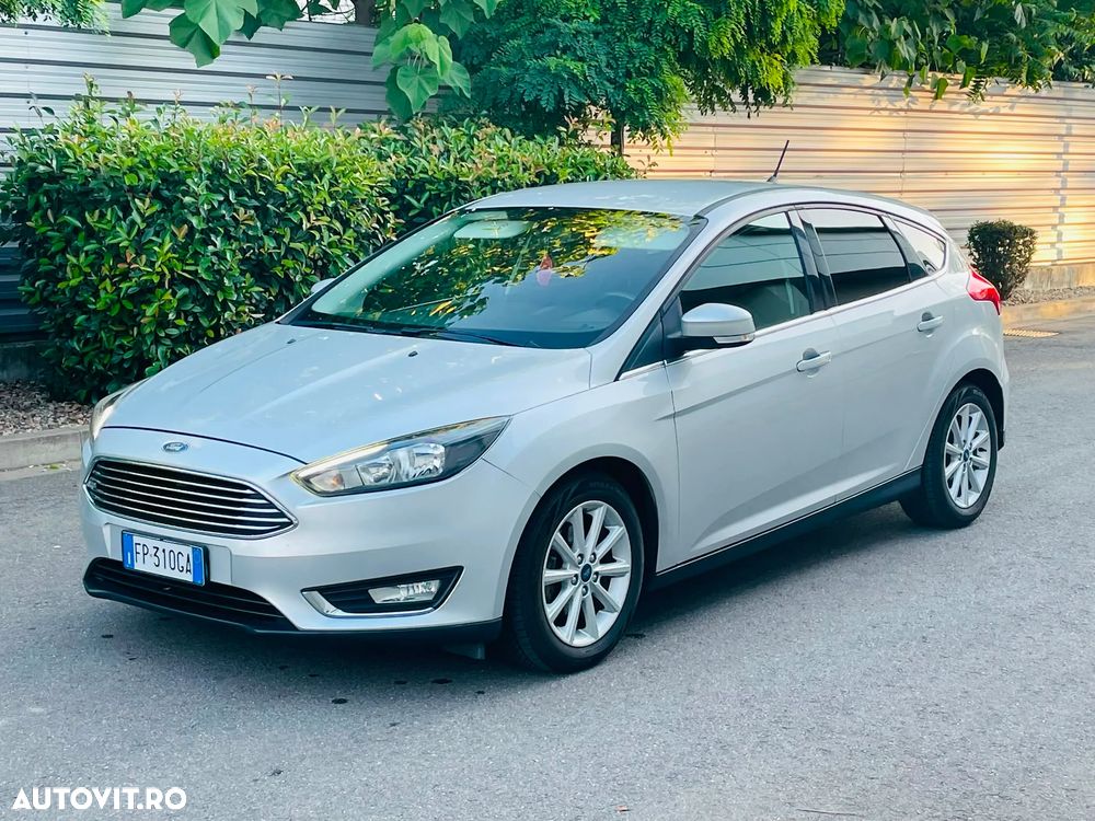 Ford Focus - 1
