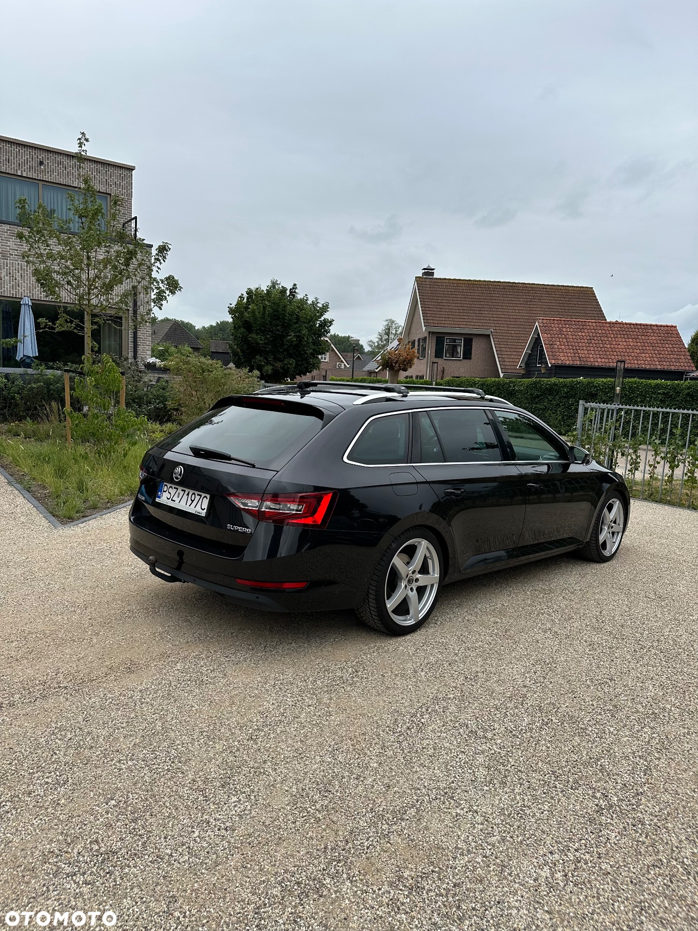 Skoda Superb 2.0 TDI Active - 4