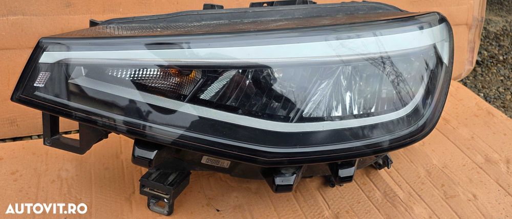 Far stanga Full LED VW ID.4 / ID4 2021 / 2022 2023 - 2