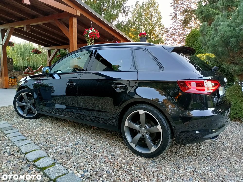 Audi A3 Sportback 2.0 TDI S line Sportpaket - 16