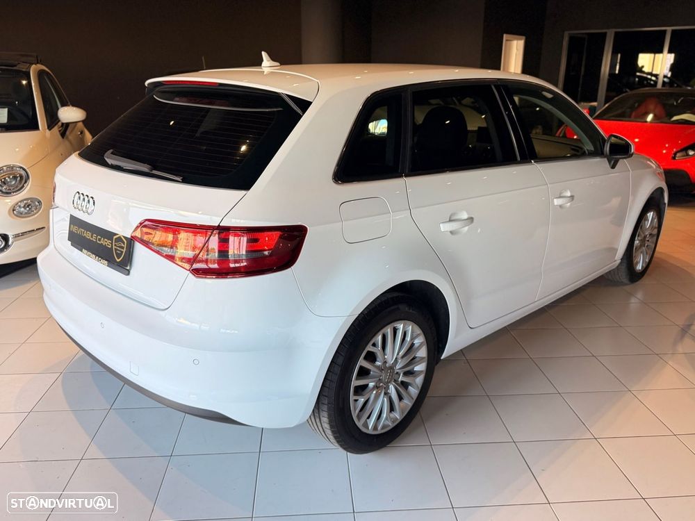 Audi A3 Sportback 1.6 TDI Design S tronic - 14