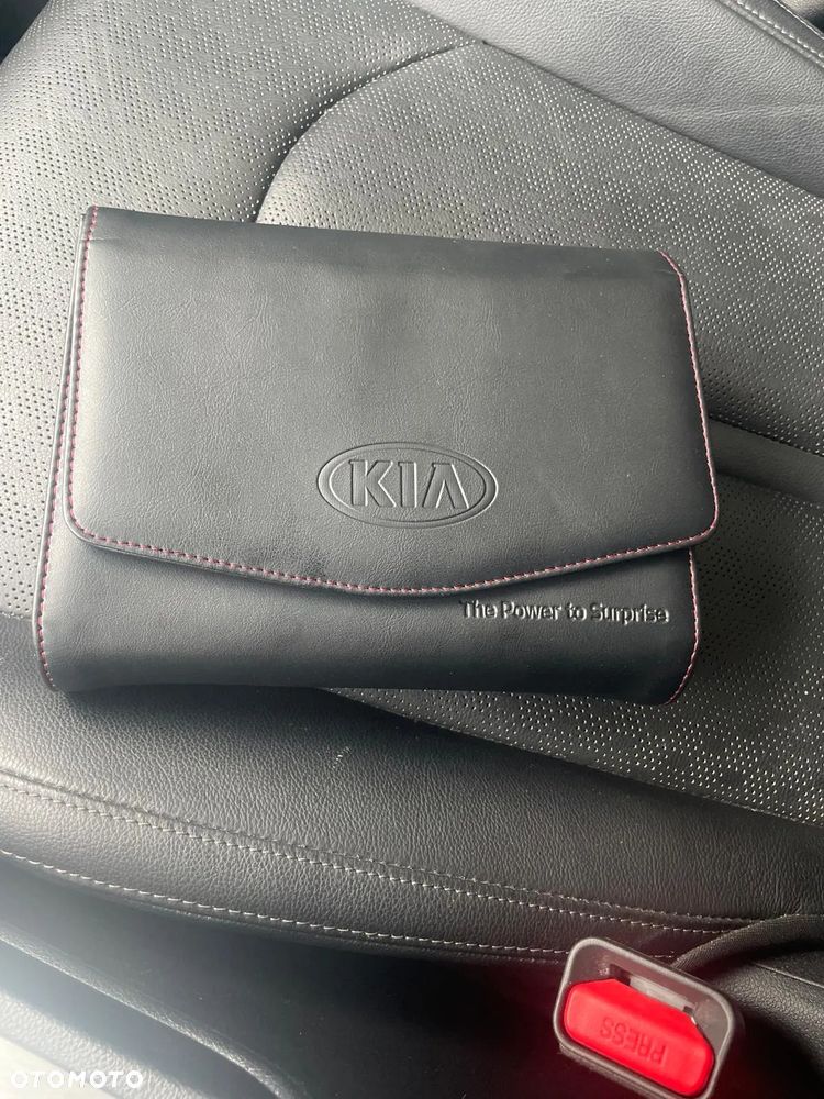 Kia Optima - 18