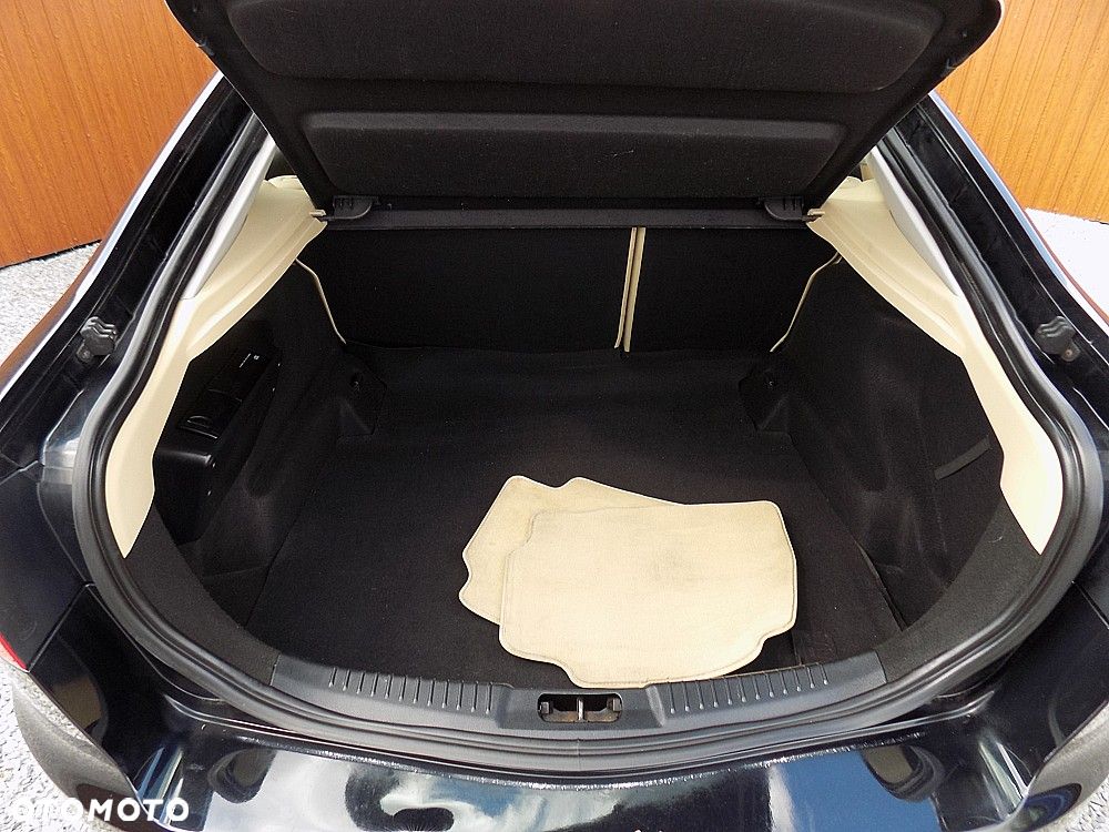 Ford Mondeo 2.0 TDCi Ghia - 20