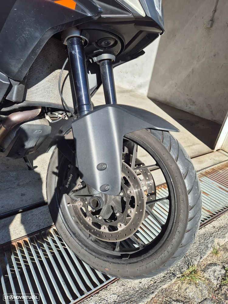 KTM 1050 Adventure - 4