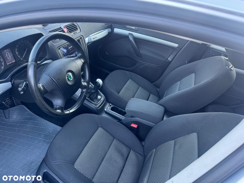 Skoda Octavia Scout 2.0 TDI DPF - 30