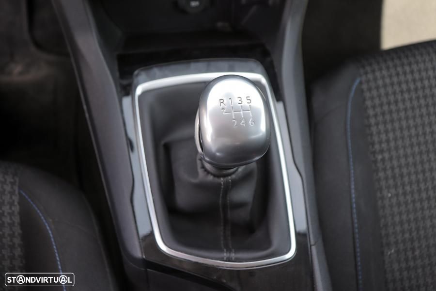 Peugeot 308 SW 1.5 BlueHDi Style — fotografia 12