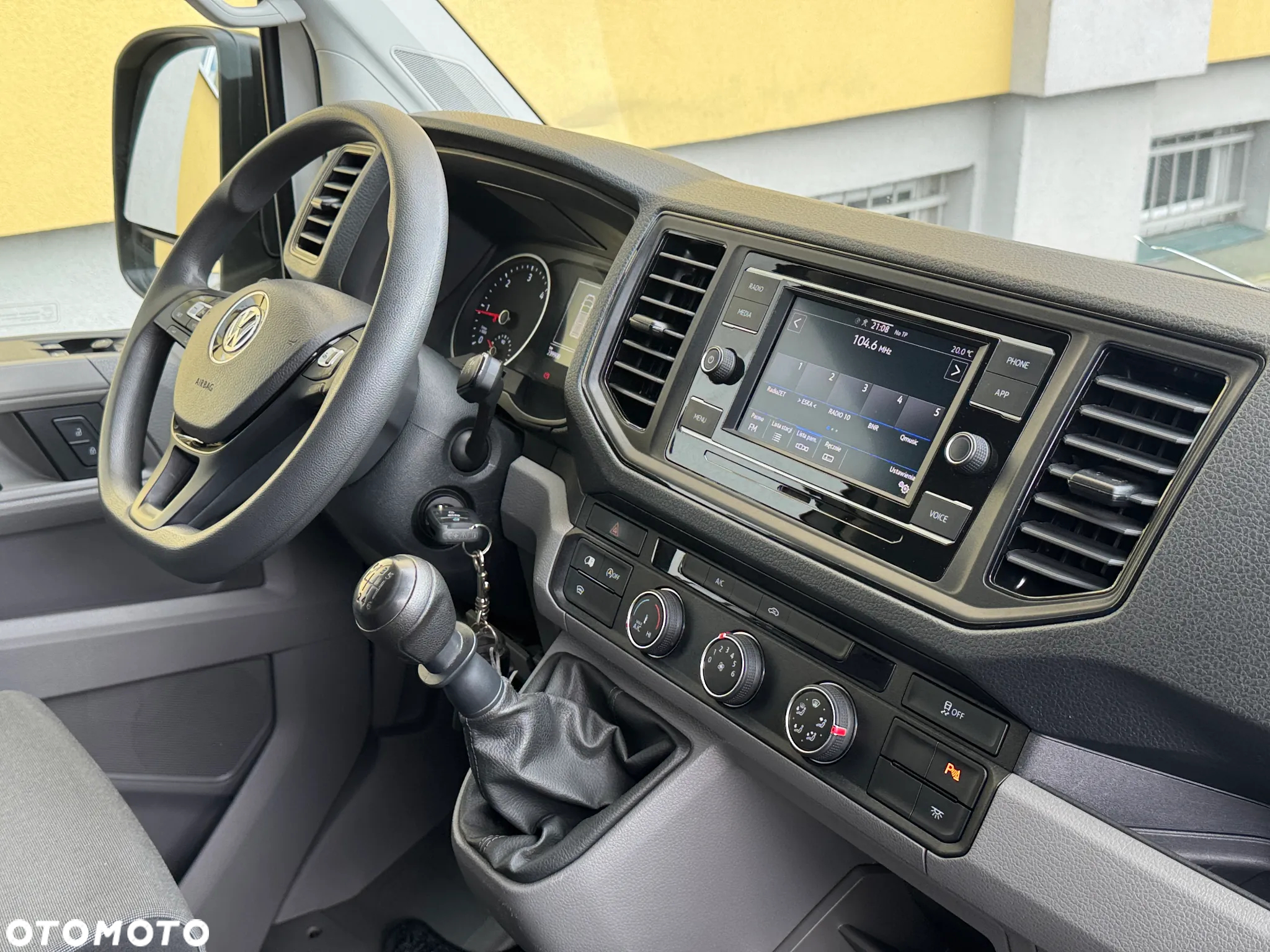Volkswagen CRAFTER MAX MAXI  L4H2 - 18
