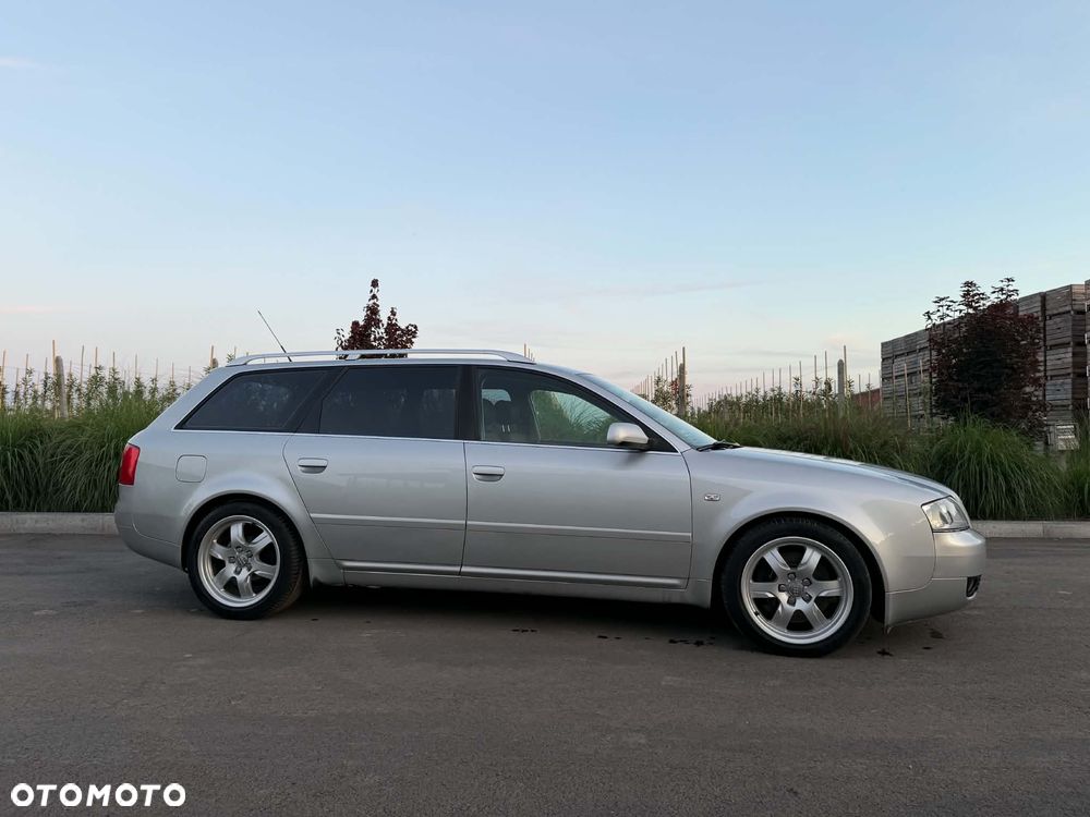 Audi A6 Avant - 2