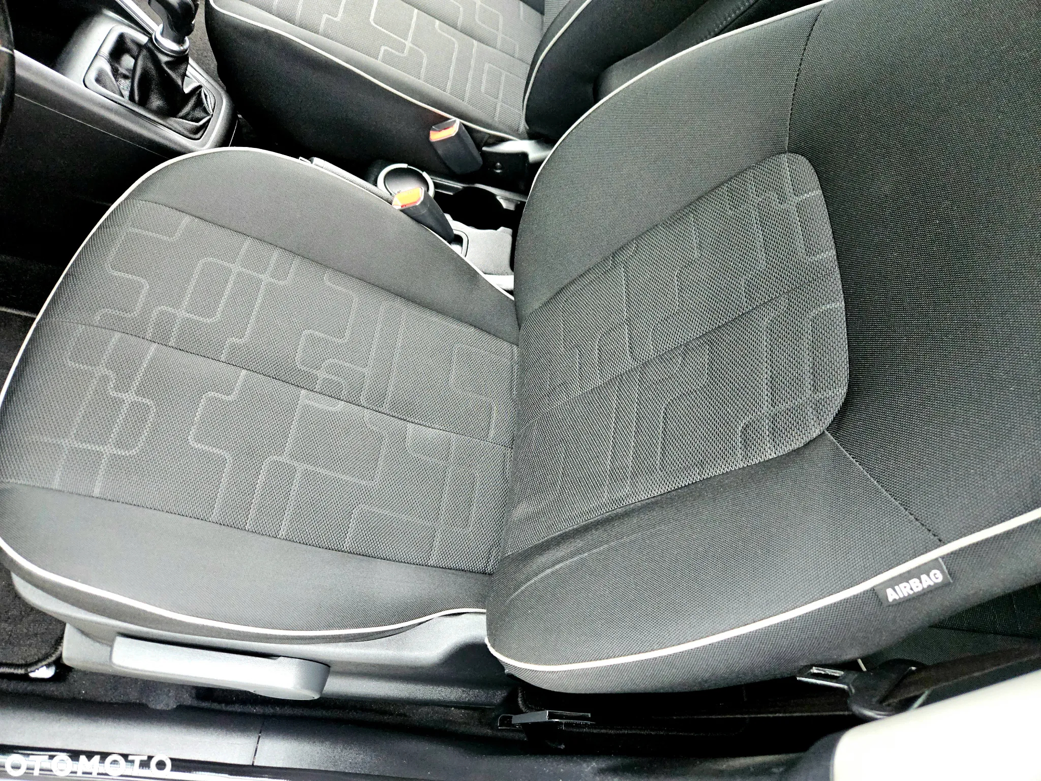 Kia Venga 1.6 CRDi 128 Fifa World Cup Edition - 23