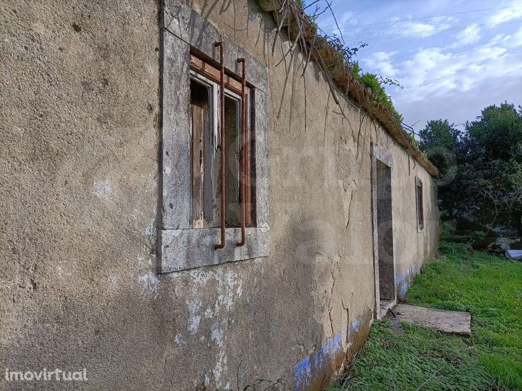 Moradia/Ruina por recuperar em Almargem do Bispo com terreno de 656... - Grande imagem: 5/14