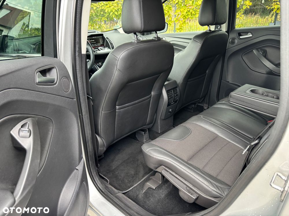 Ford Kuga 2.0 TDCi 4x4 Individual - 12