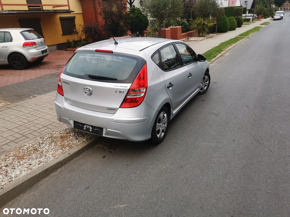 Hyundai I30 2011 photo 4