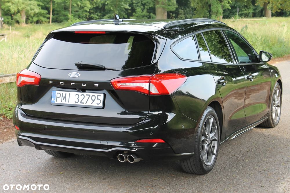 Ford Focus 1.5 EcoBlue Start-Stopp-System ST-LINE - 16