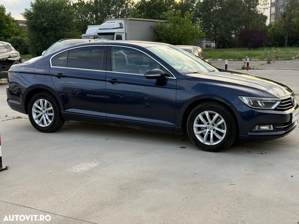 Volkswagen Passat 1.6 TDI (BlueMotion Technology) DSG Comfortline - 10