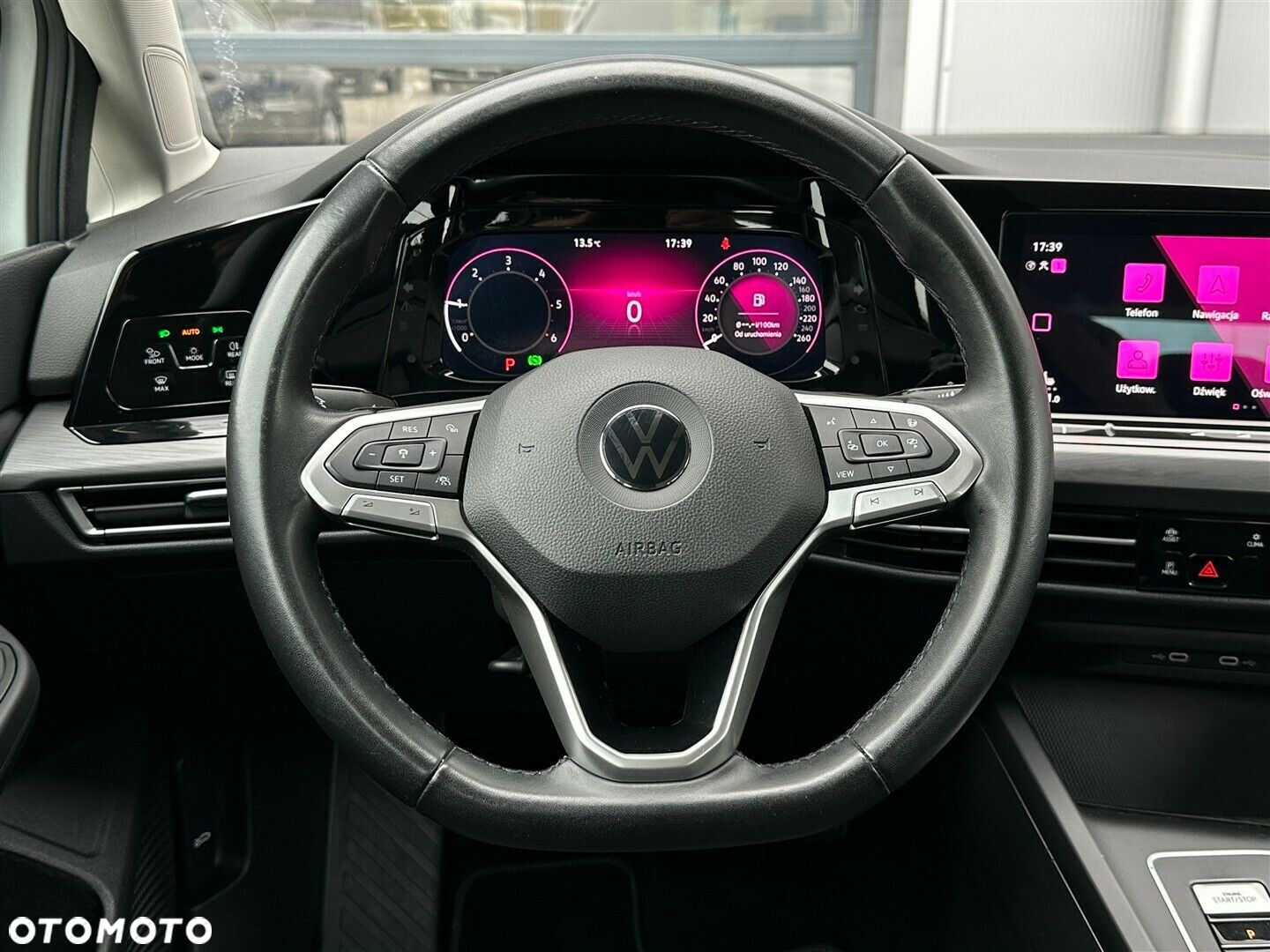 Volkswagen Golf - 14