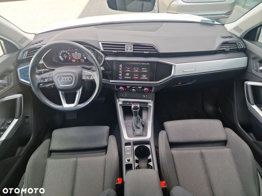 Audi Q3 35 TFSI S tronic - 12