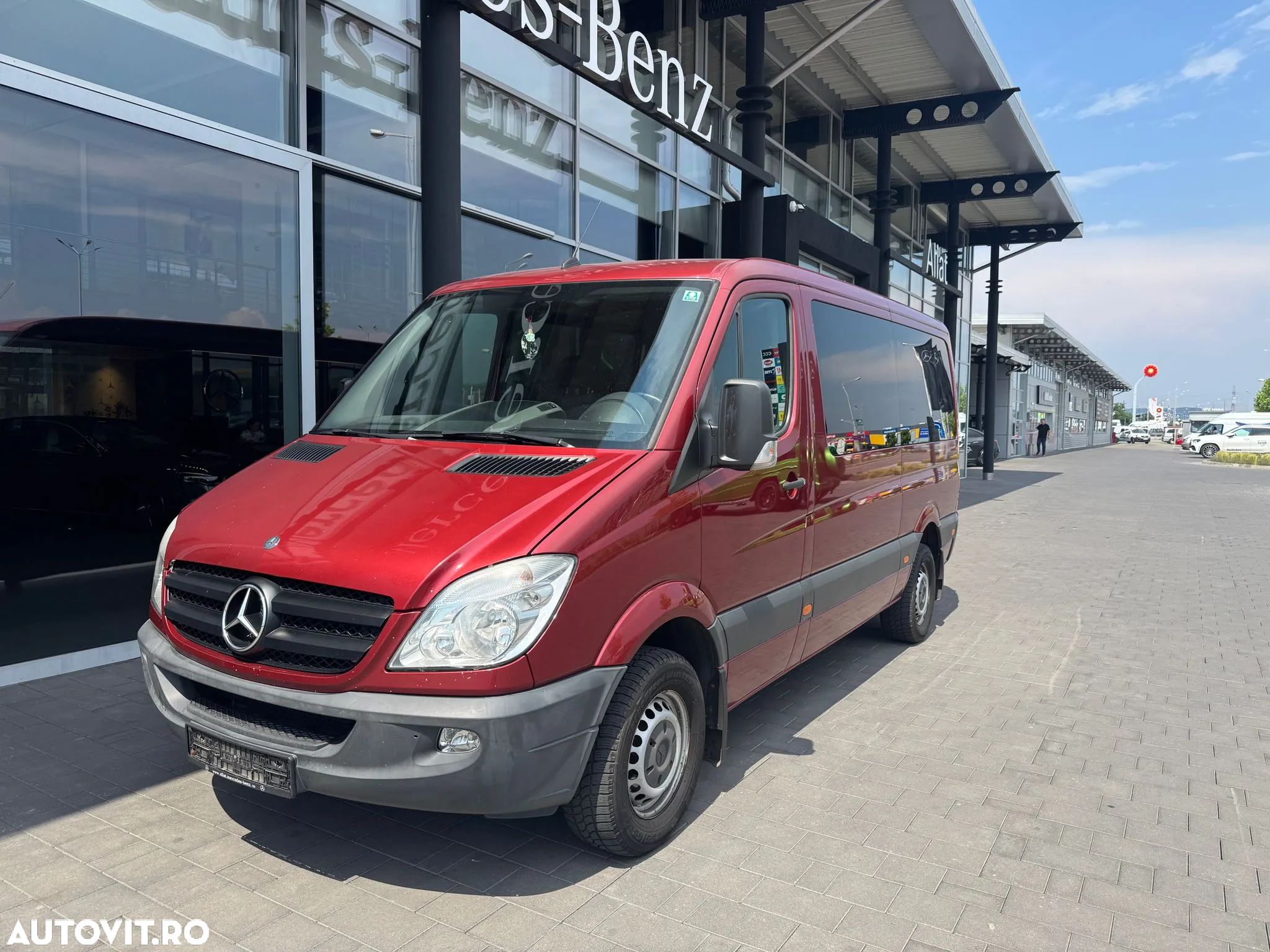 Mercedes-Benz Sprinter - 1