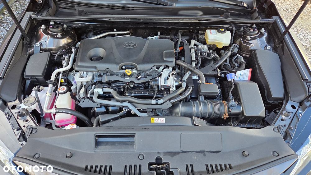 Toyota Camry 2.5 Hybrid Executive CVT - 28