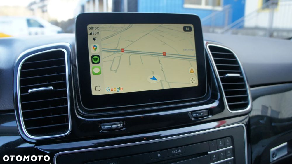 Mercedes-Benz GLE 350 d 4-Matic - 32