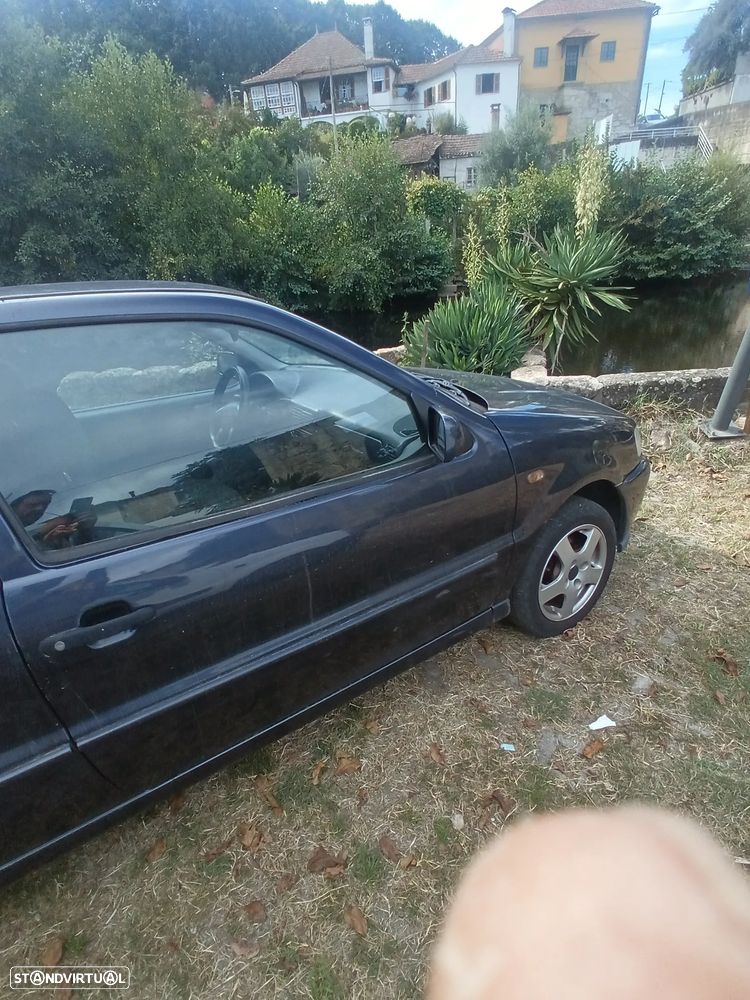 VW Polo 1.0 GL - 1