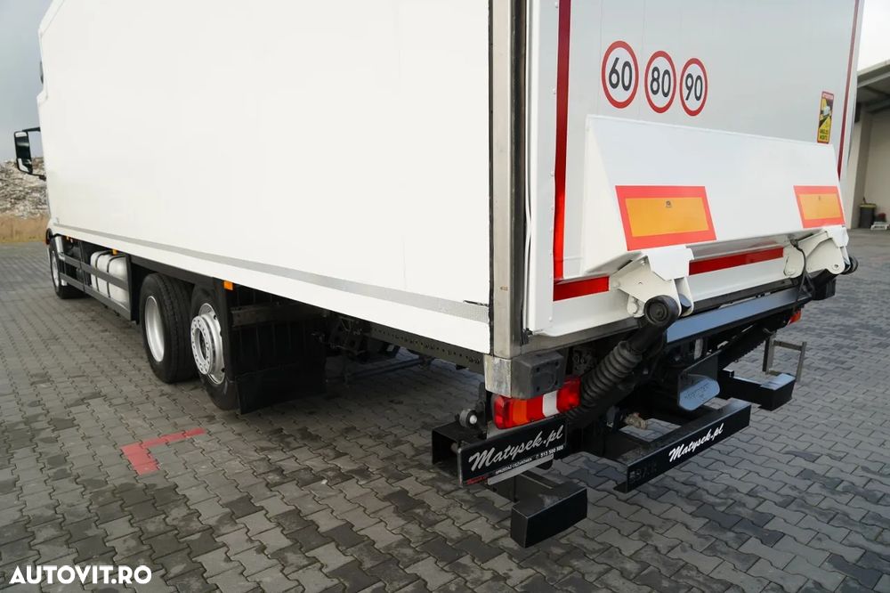 Mercedes-Benz ACTROS 2542 / 6X2 / FRIGIDER / SOLO / UNITATE THERMO KING T-1000R / RIDICARE / DIRECȚIE CU AX RIDICATIV / EURO 5 - 9