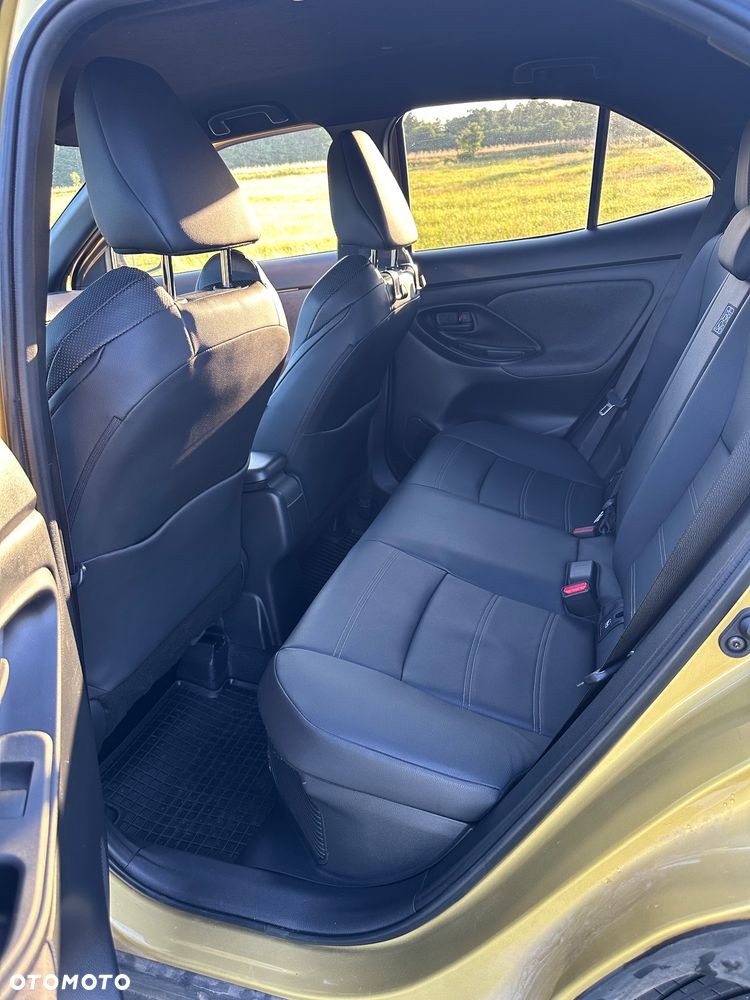 Toyota Yaris Cross Hybrid 1.5 Premiere Edition 4x4 - 9