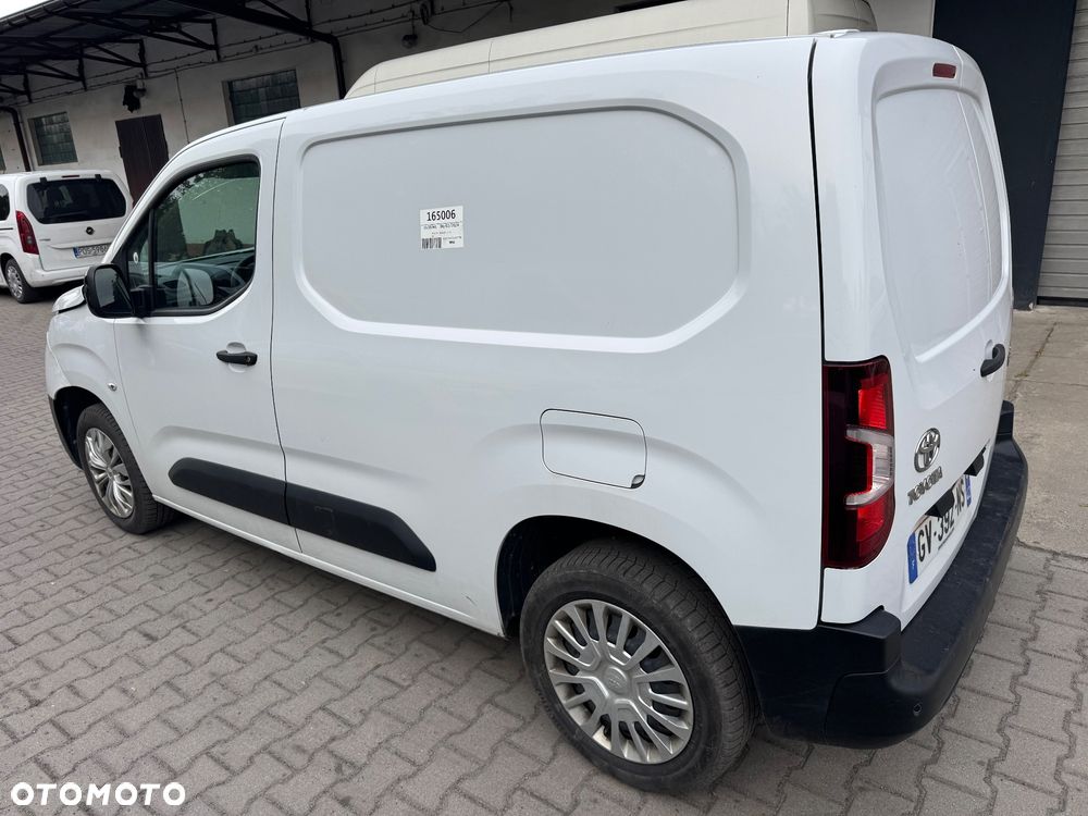 Toyota PROACE CITY ASYSTENT PASA RUCHU, KAMERA COFANIA, KLIMATYZACJA NAWIGACJA TEMPOMAT - 4