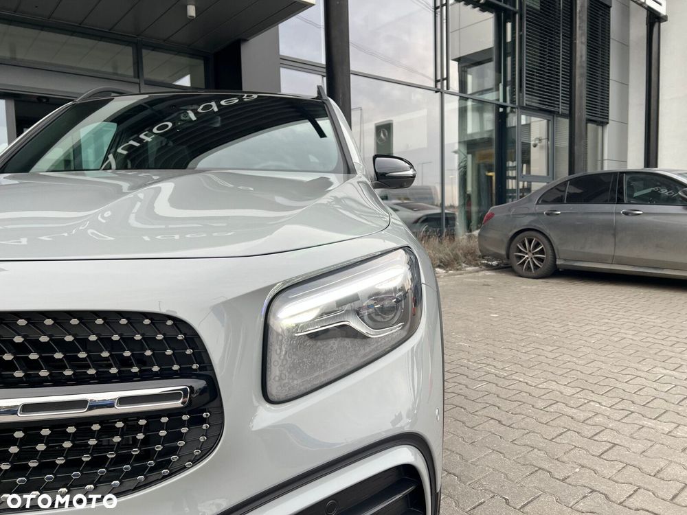 Mercedes-Benz GLB - 3