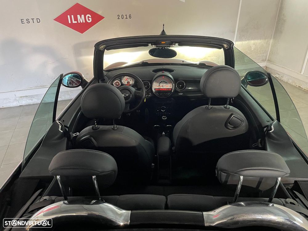 MINI Cabrio Cooper S - 22