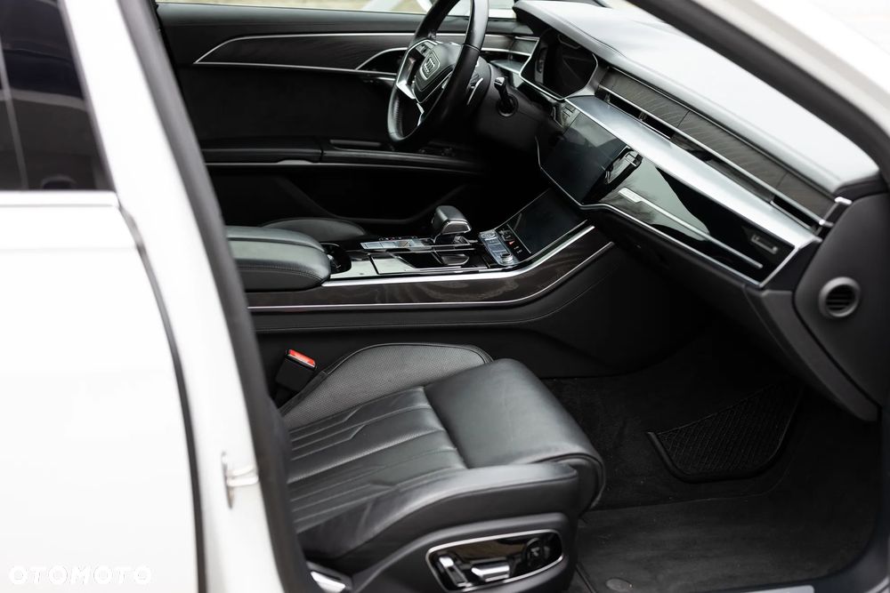 Audi A8 L 55 TFSI mHEV Quattro Tiptr - 8