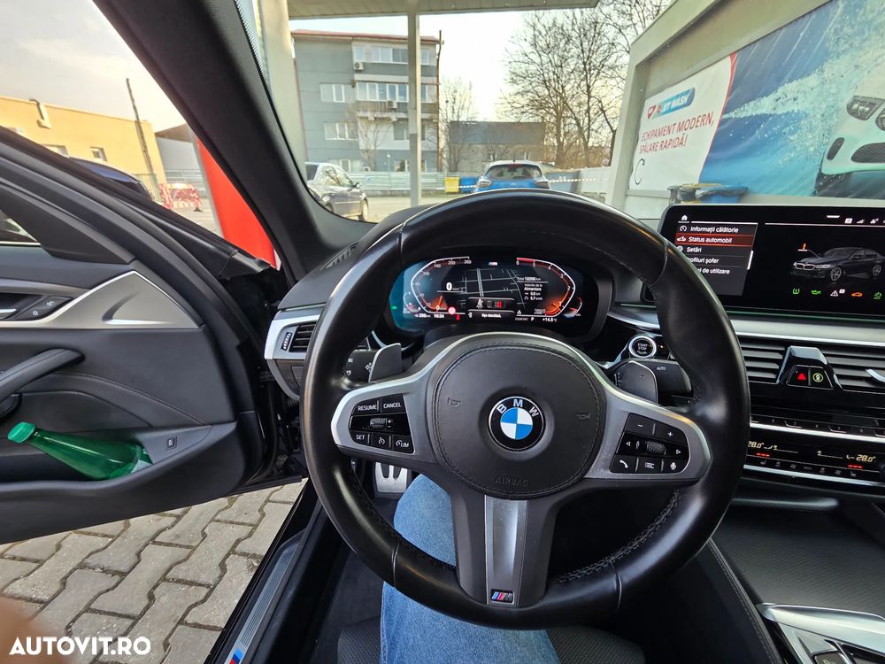 BMW Seria 5 520d xDrive AT MHEV - 15