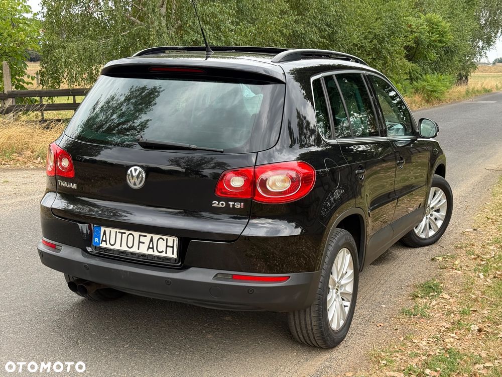 Volkswagen Tiguan - 4