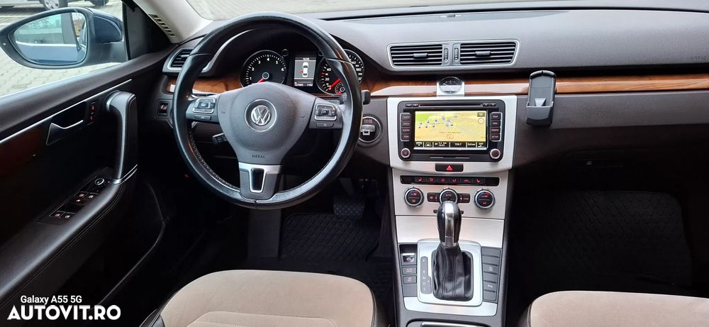 Volkswagen Passat - 8