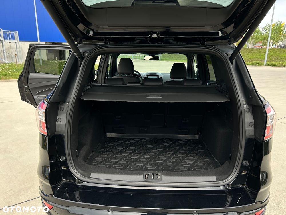 Ford Kuga 1.5 EcoBoost 2x4 ST-Line - 20