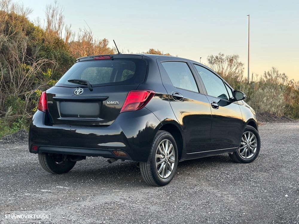 Toyota Yaris 1.4 D-4D Comfort+P.Style - 35